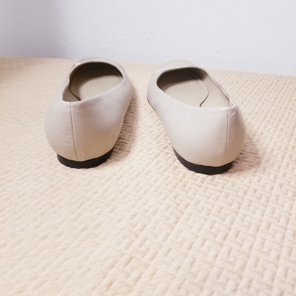 Garnet Hill Leather Beige/gold Ballet Flats - Picture 2 of 7